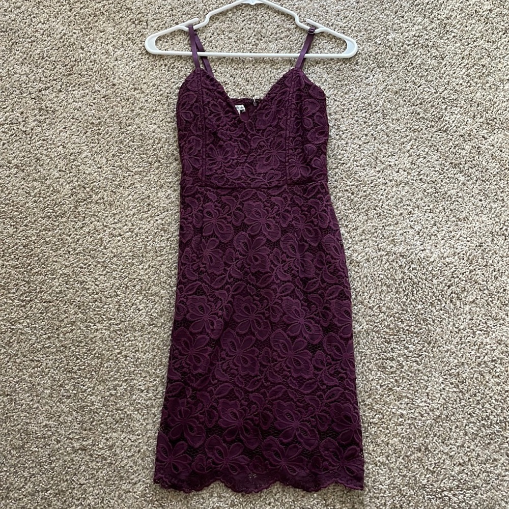 Charlotte Russe Burgandy Lace Bodycon Dress - Small
